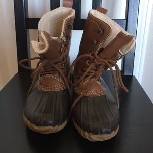 Esprit duck boots